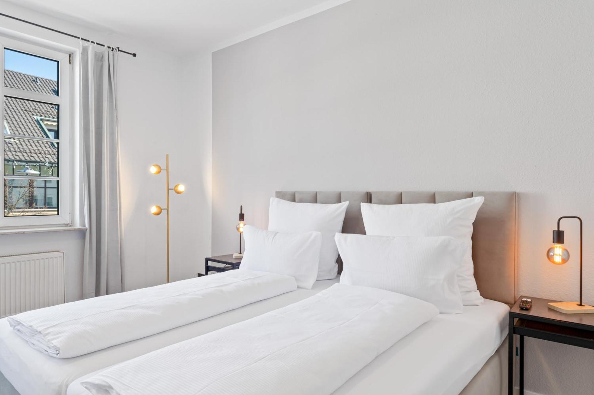 Steiners Hotel Airport-Messe Штутгарт Экстерьер фото