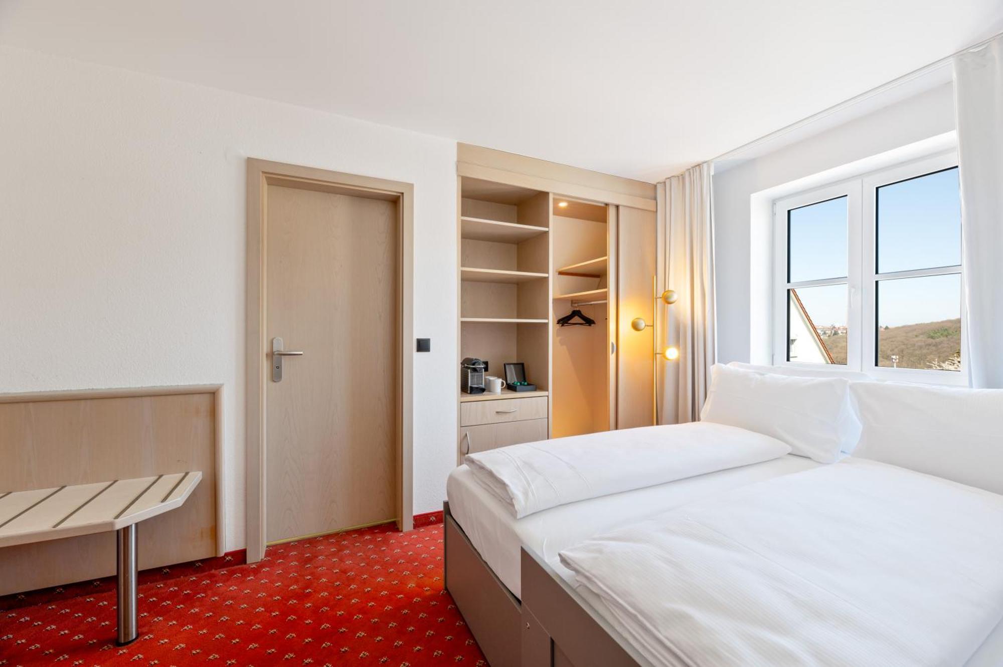 Steiners Hotel Airport-Messe Штутгарт Экстерьер фото