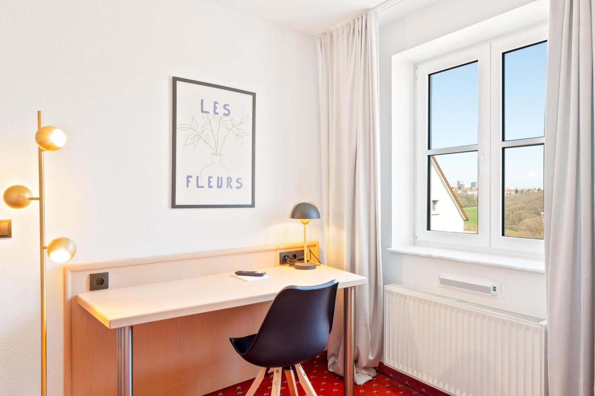 Steiners Hotel Airport-Messe Штутгарт Экстерьер фото
